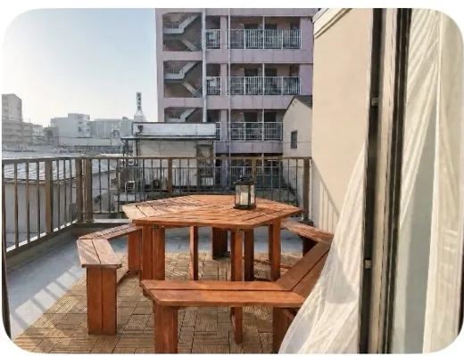 Guesthouse rooftop terrace
